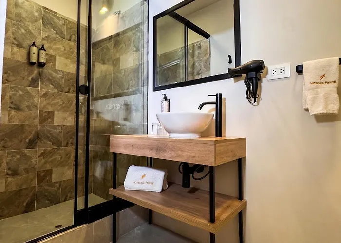 Hotel Ferre