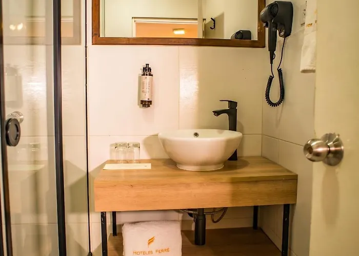 Ferre Hotel